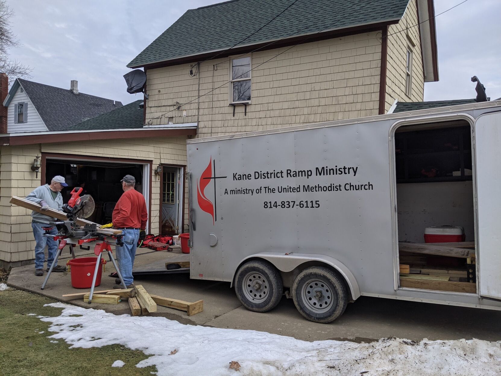 Methodist Ramp Ministries volunteers in Kane